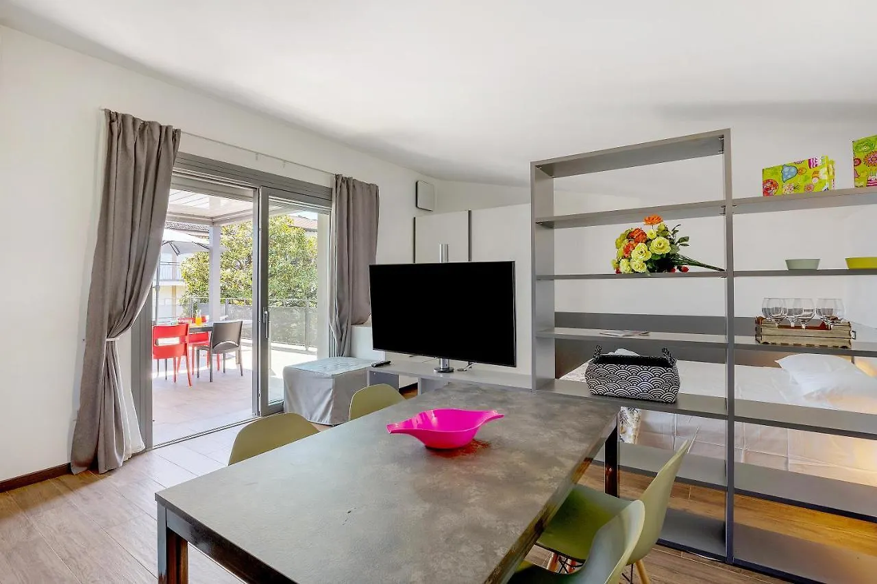 Apartment Villa Donne Del Lago Valentina Salo
