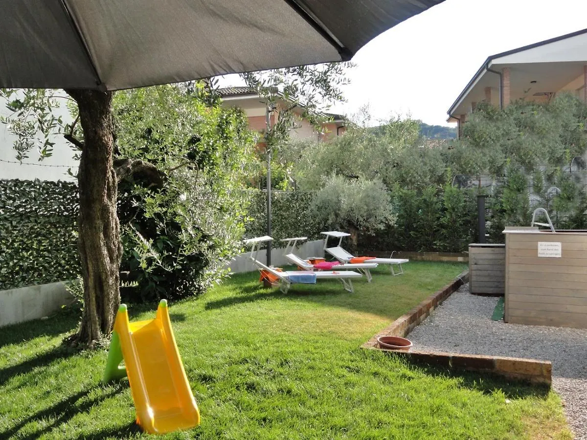 Villa Donne Del Lago Valentina Salo