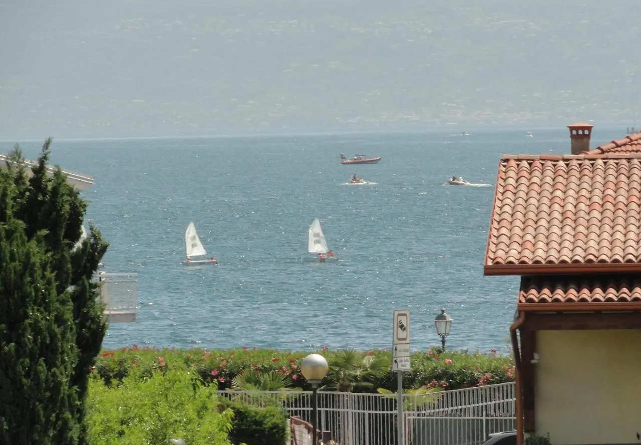 Villa Donne Del Lago Valentina Salo Apartment